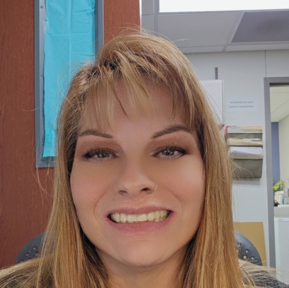 Meet your Posher, Lisa